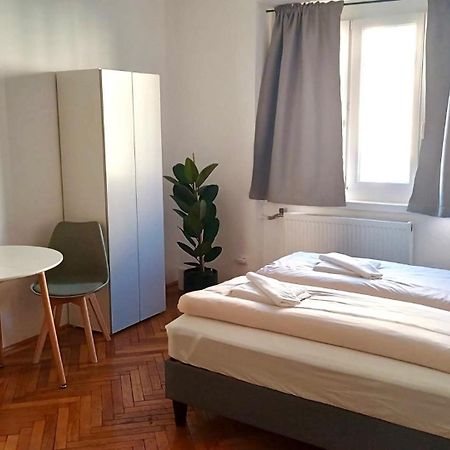 Apartment Lerchenfelder Strasse เวียนนา ภายนอก รูปภาพ